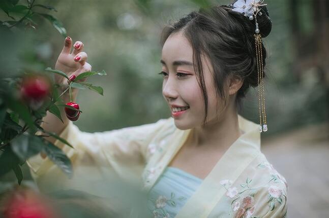 乐于助人的我作文
